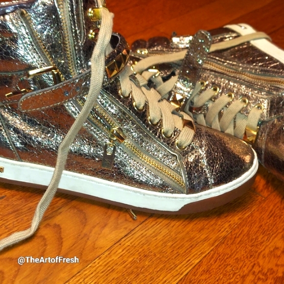 Michael Kors Gold Sneakers with Sleek Design - Picture 3 of 16